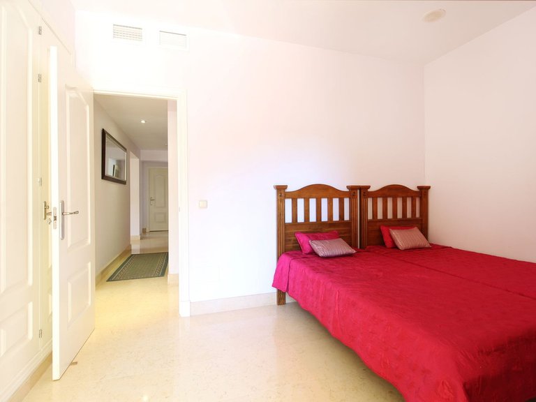 Apartment for Sale in Benahavís, Malaga 15