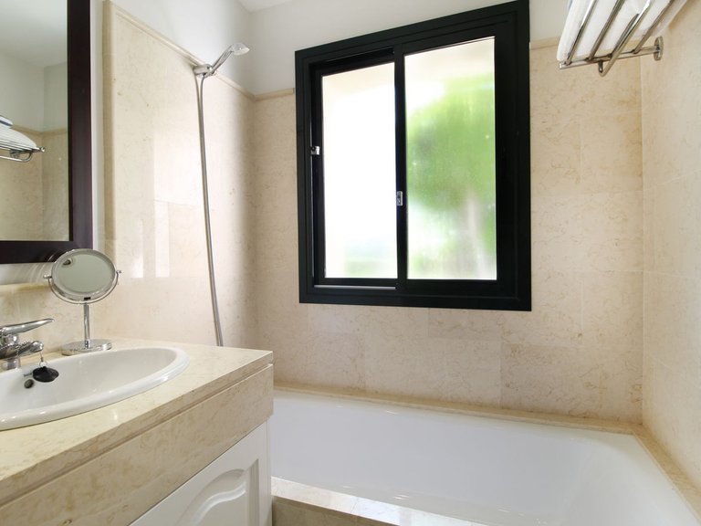 Apartment for Sale in Benahavís, Malaga 20