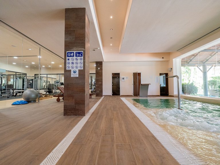 Apartment for Sale in Benahavís, Malaga 23
