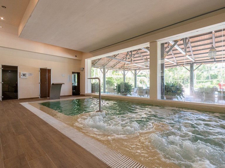 Apartment for Sale in Benahavís, Malaga 25