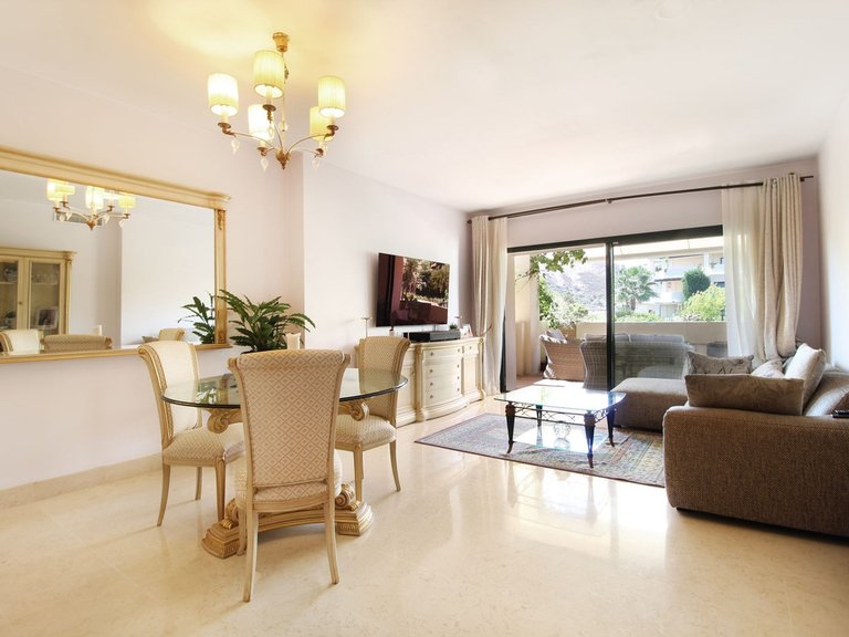 Apartment for Sale in Benahavís, Malaga 3