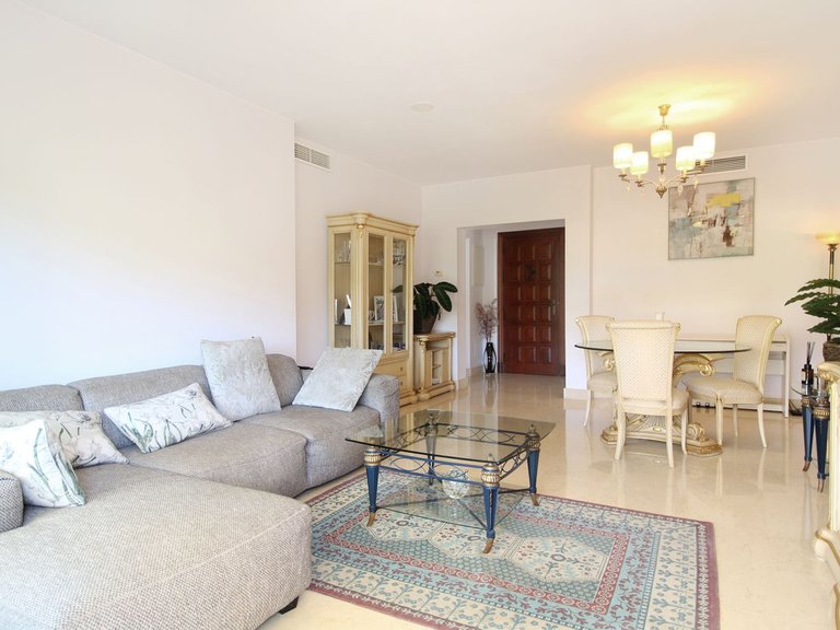 Apartment for Sale in Benahavís, Malaga 8