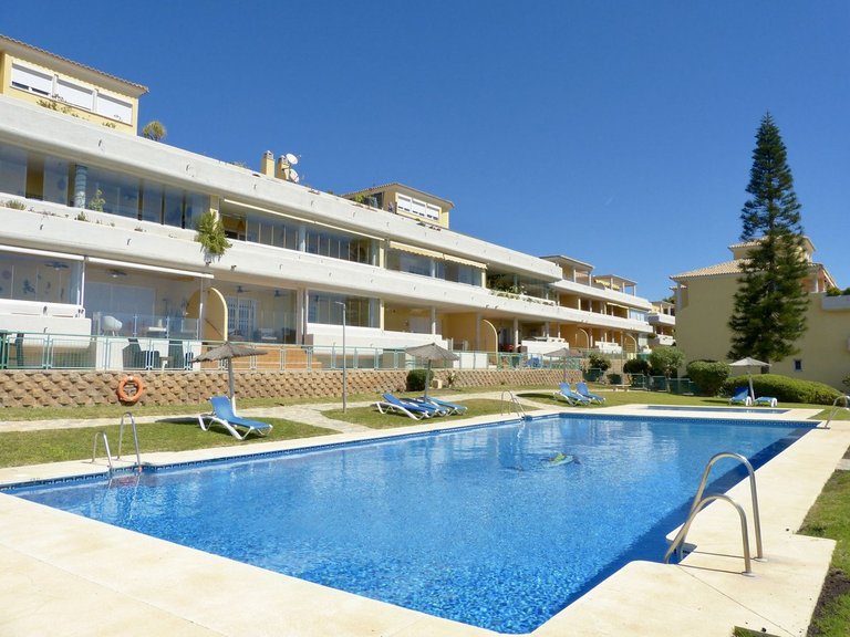 Apartment for Sale in Cabopino, Malaga 25
