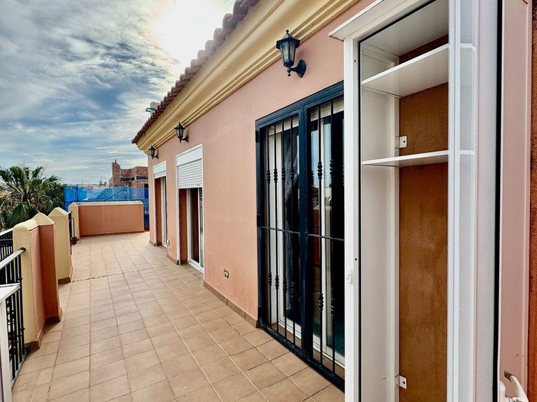 Apartment for Sale in Las Lagunas, Malaga 16