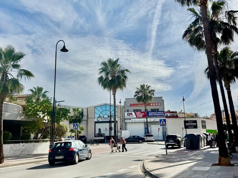 Apartment for Sale in Las Lagunas, Malaga 25