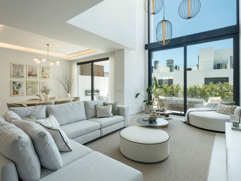 Town House for Sale in Río Real, Malaga 2