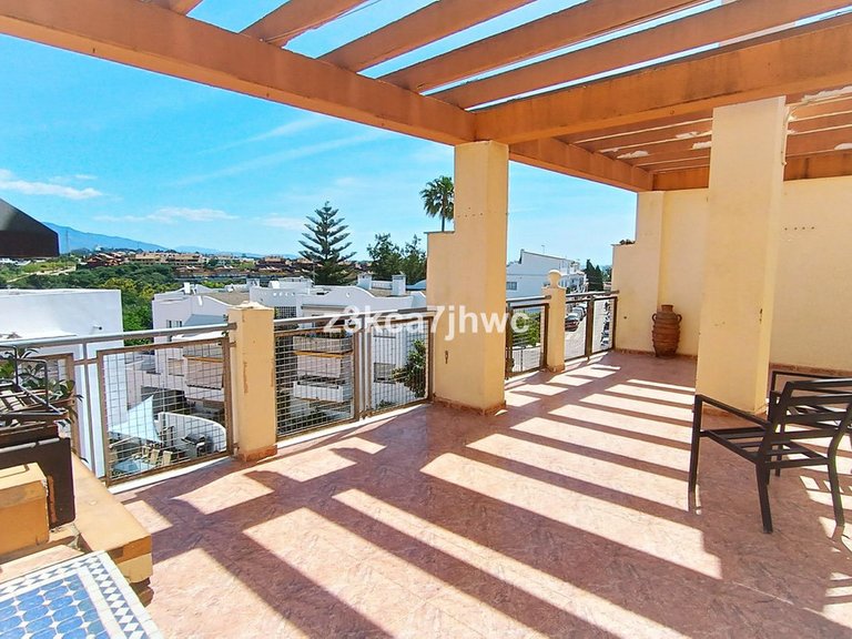 Apartment for Sale in Cancelada, Malaga 18
