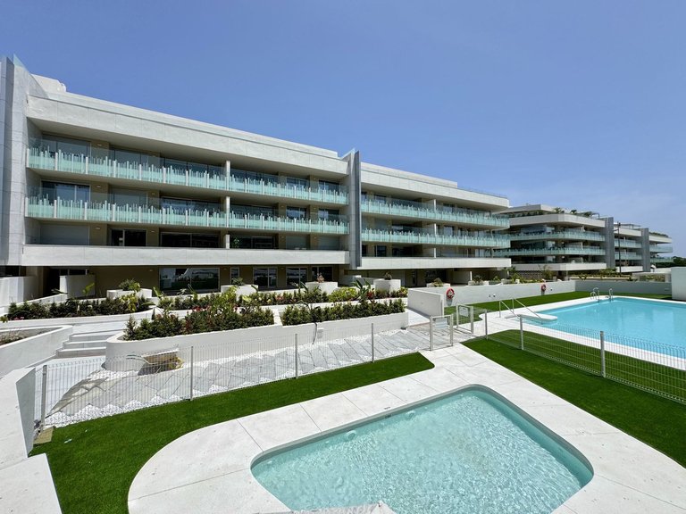 Apartment for Sale in San Pedro De Alcántara, Malaga 1