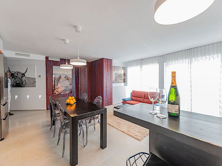Apartment for Sale in Puerto Banús, Malaga 1