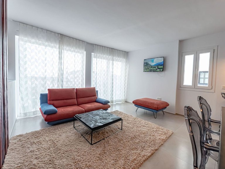 Apartment for Sale in Puerto Banús, Malaga 3
