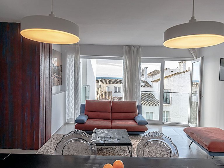 Apartment for Sale in Puerto Banús, Malaga 4