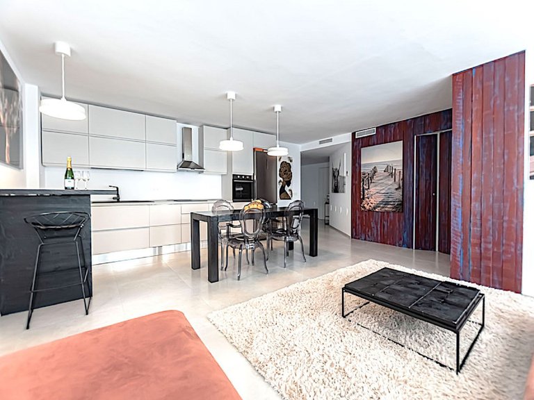 Apartment for Sale in Puerto Banús, Malaga 9