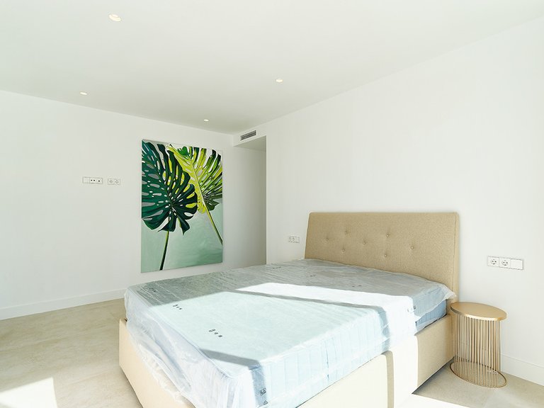 Villa for Sale in Estepona, Malaga 10