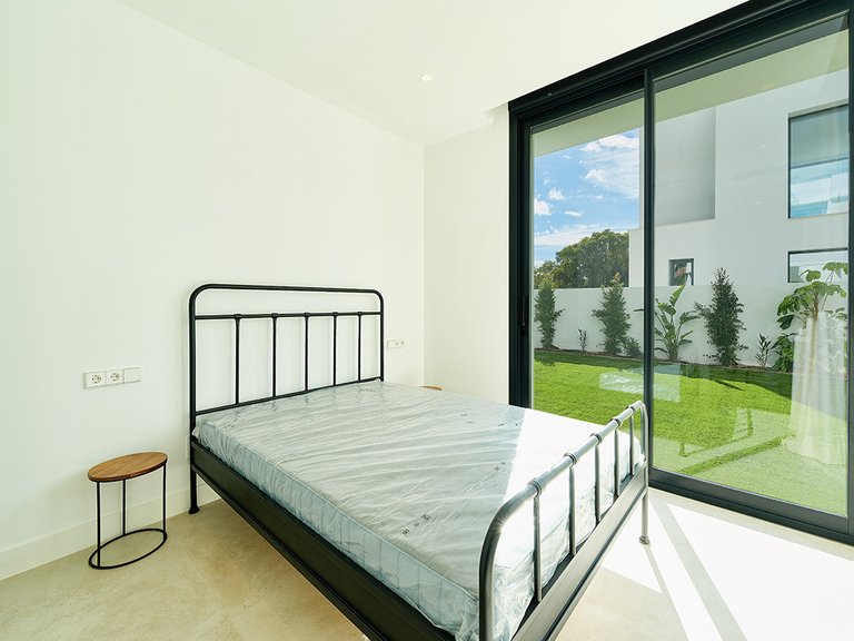 Villa for Sale in Estepona, Malaga 15
