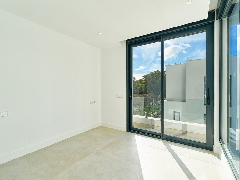 Villa for Sale in Estepona, Malaga 19