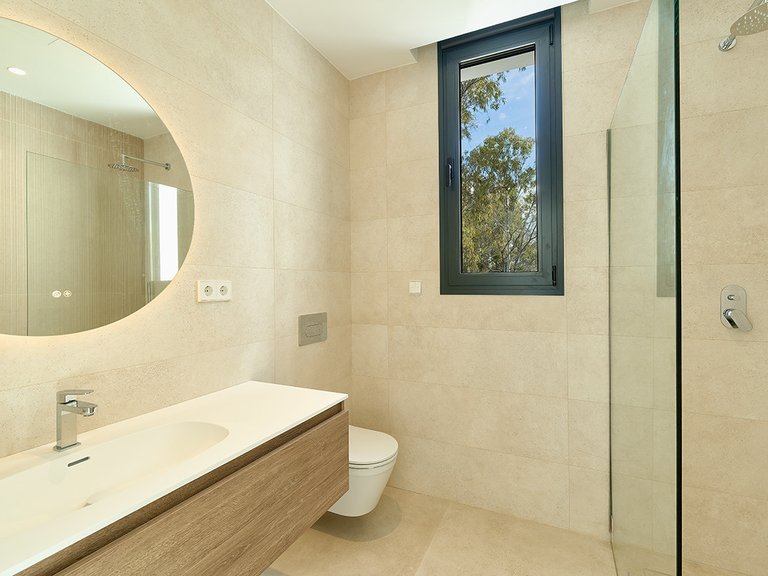 Villa for Sale in Estepona, Malaga 25