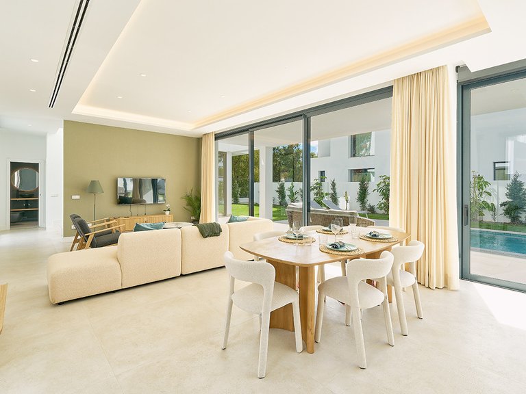 Villa for Sale in Estepona, Malaga 7