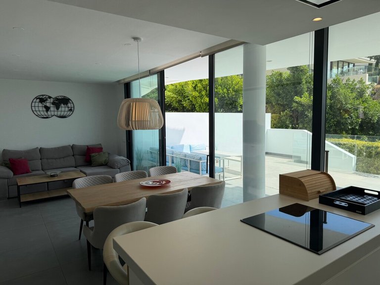 Apartment for Sale in Higueron, Malaga 12