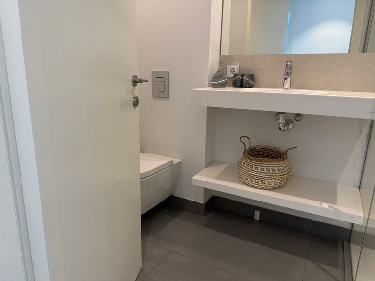 Apartment for Sale in Higueron, Malaga 15