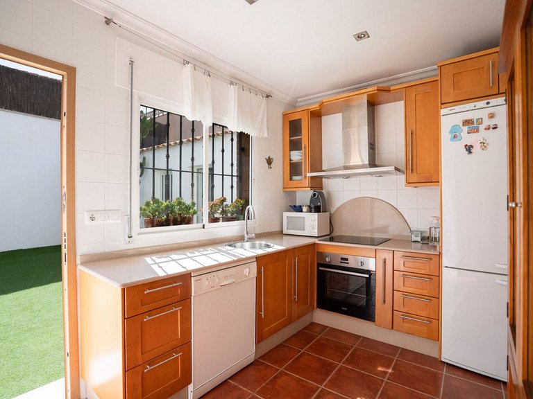 Villa for Sale in Torre De La Horadada, Alicante 11