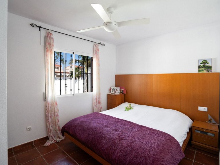 Villa for Sale in Torre De La Horadada, Alicante 12