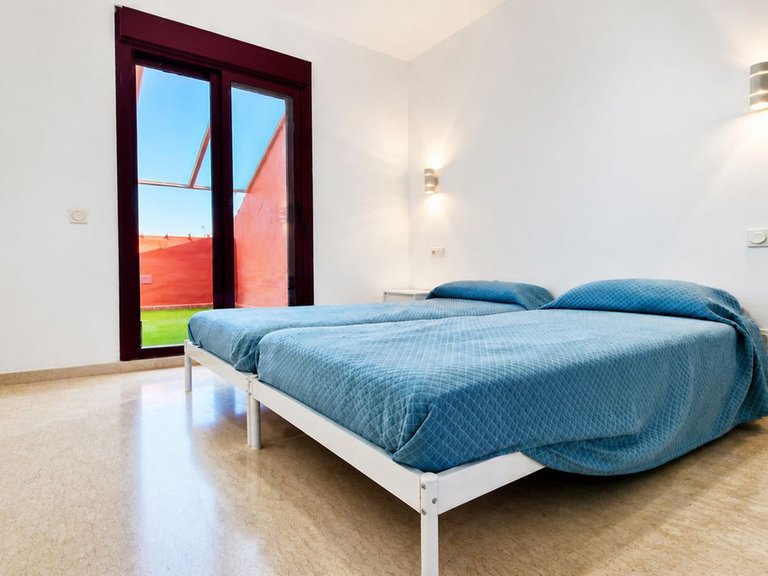 Apartment for Sale in La Duquesa, Malaga 7
