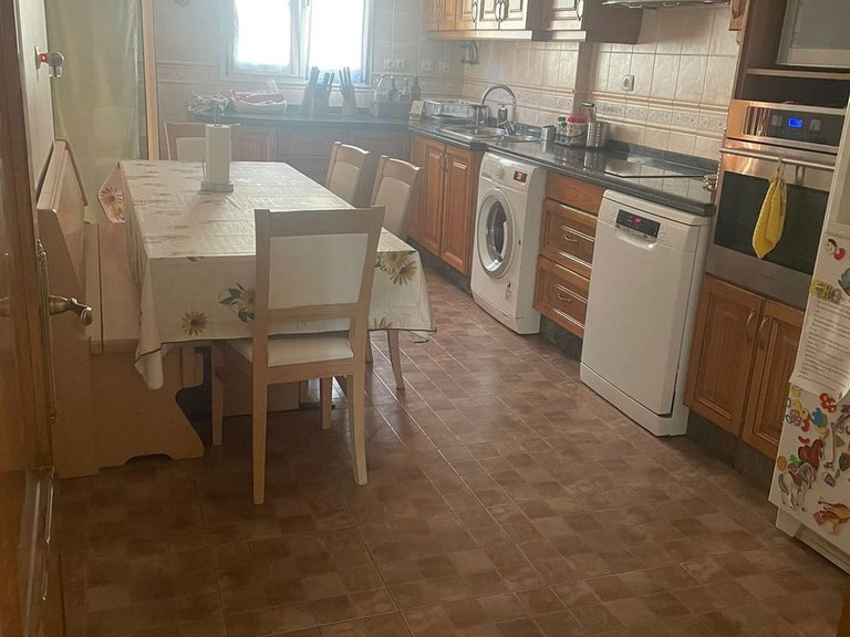 Villa for Sale in Alhaurín De La Torre, Malaga 28