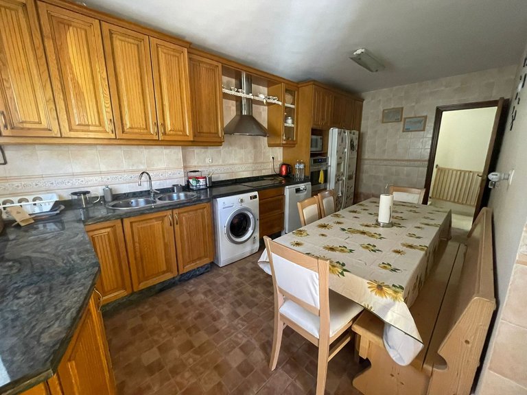 Villa for Sale in Alhaurín De La Torre, Malaga 44