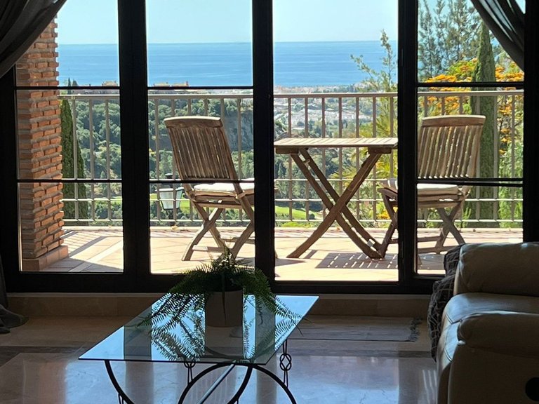 Apartment for Sale in Los Arqueros, Malaga 1
