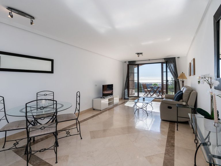 Apartment for Sale in Los Arqueros, Malaga 16
