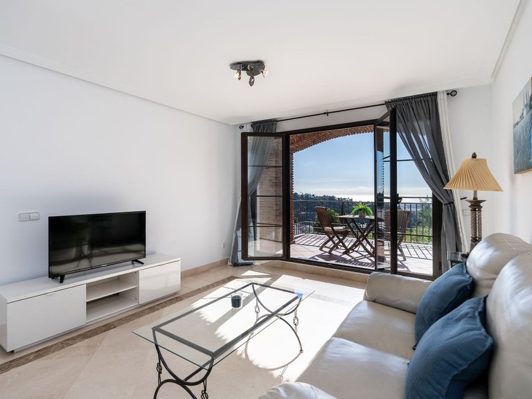 Apartment for Sale in Los Arqueros, Malaga 17