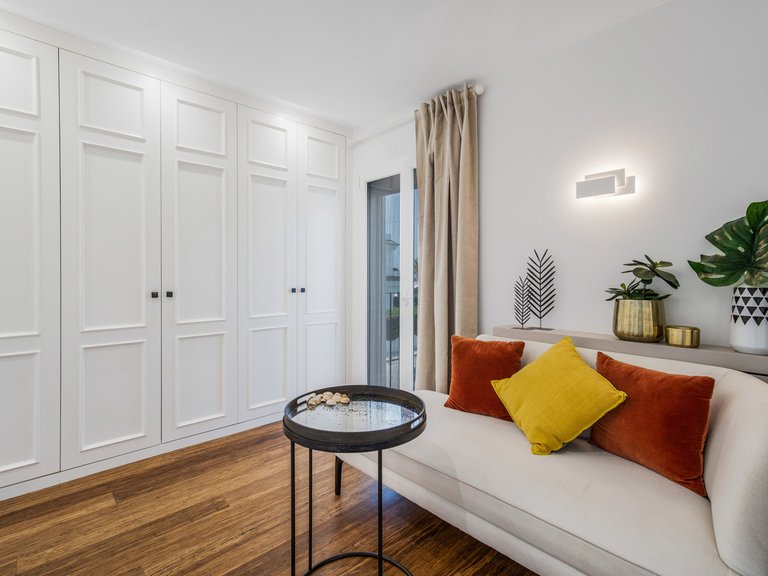 Villa for Sale in The Golden Mile, Malaga 16