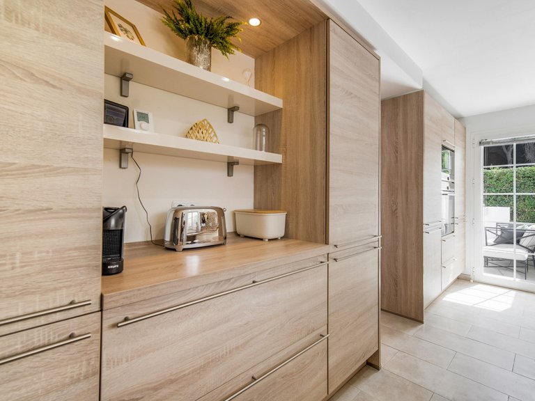 Villa for Sale in The Golden Mile, Malaga 27
