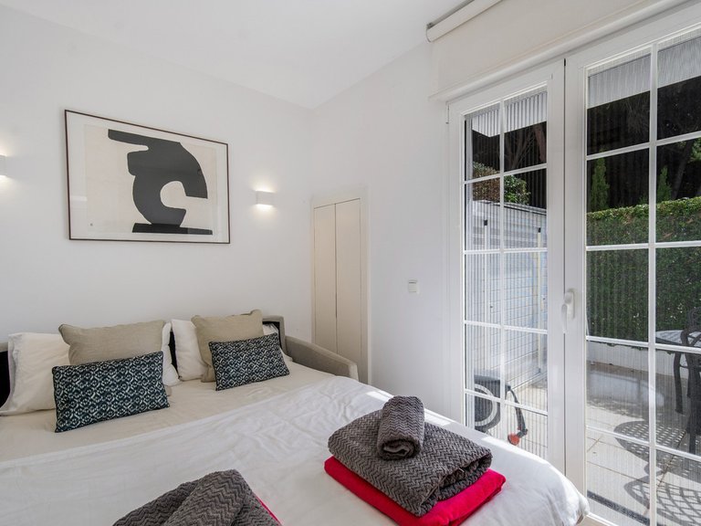 Villa for Sale in The Golden Mile, Malaga 30