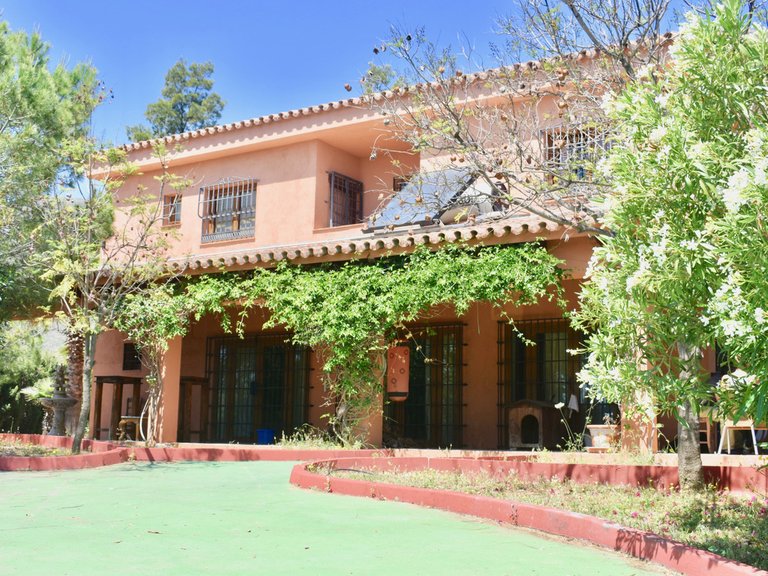 Villa for Sale in Entrerrios, Malaga 1