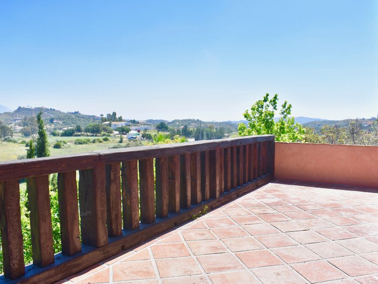 Villa for Sale in Entrerrios, Malaga 6