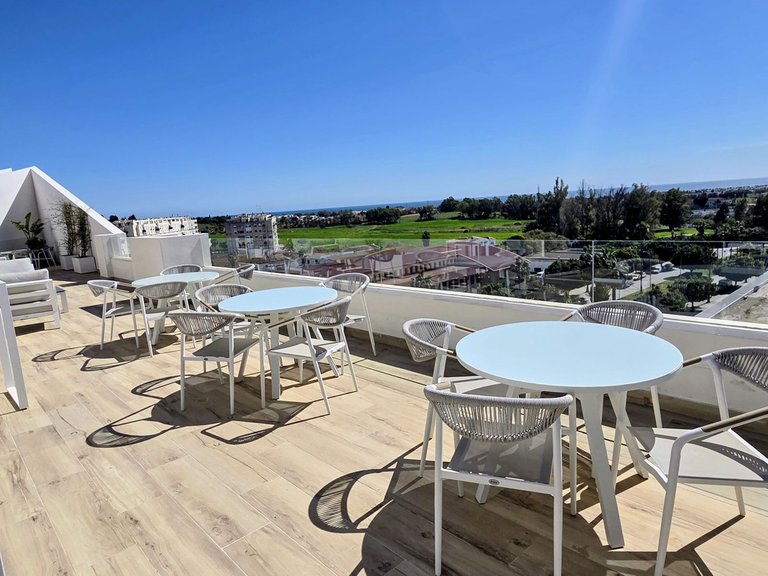 Apartment for Sale in Nueva Andalucía, Malaga 30