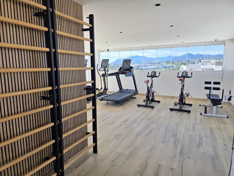 Apartment for Sale in Nueva Andalucía, Malaga 38