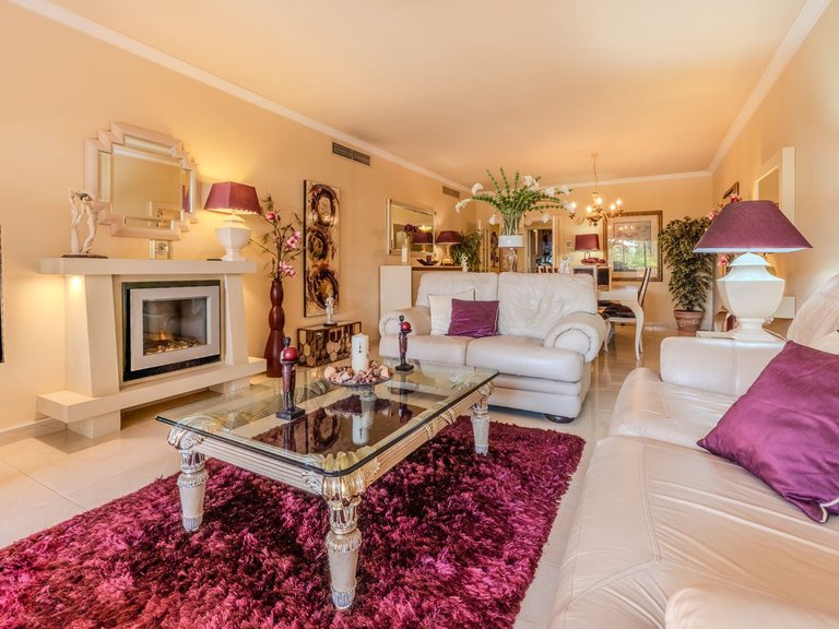 Apartment for Sale in Puerto Banús, Malaga 6