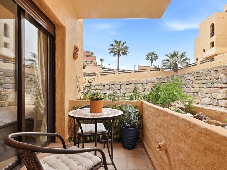 Apartment for Sale in La Duquesa, Malaga 27