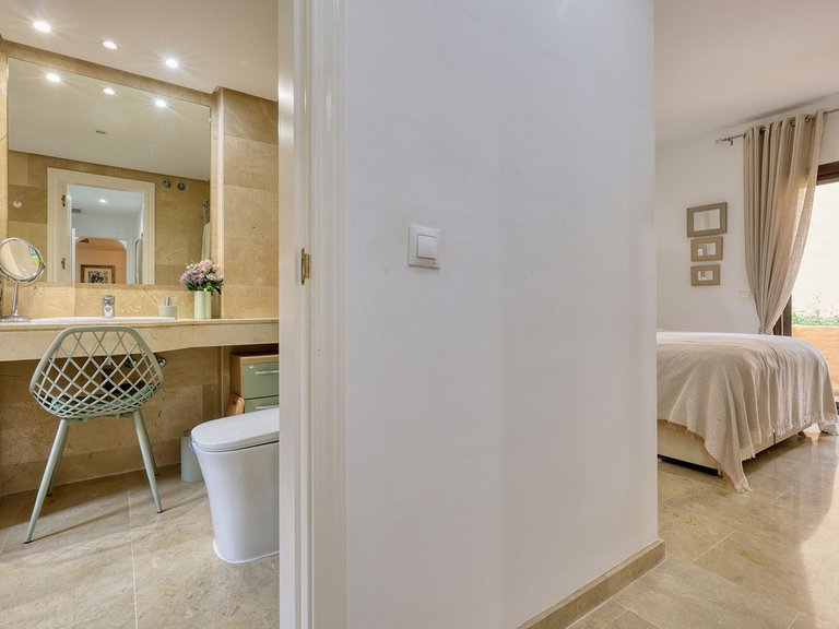 Apartment for Sale in La Duquesa, Malaga 31