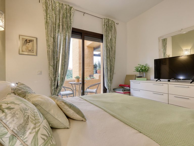 Apartment for Sale in La Duquesa, Malaga 36