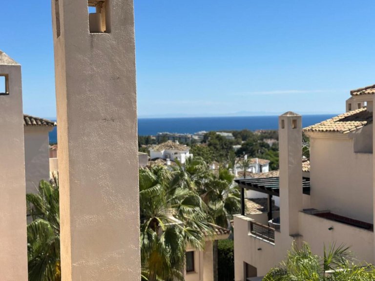 Apartment for Sale in Nueva Andalucía, Malaga 4