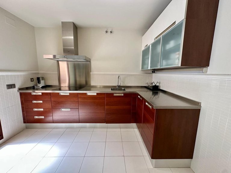 Apartment for Sale in Nueva Andalucía, Malaga 9