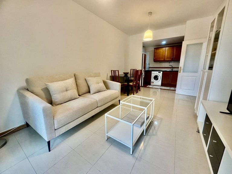 Apartment for Sale in Los Pacos, Malaga 2