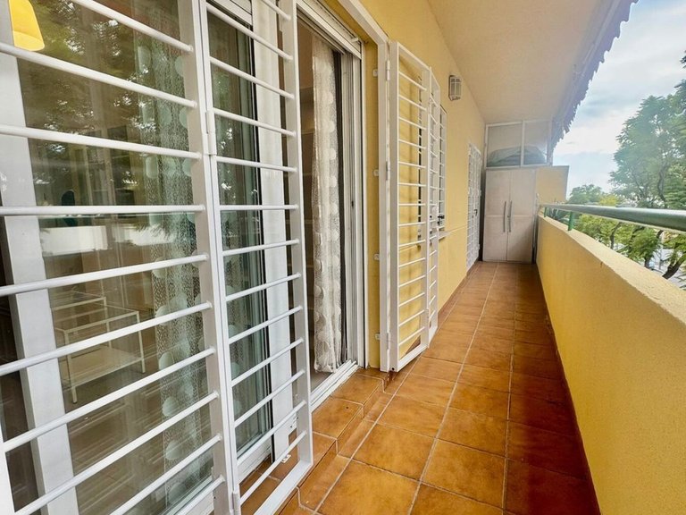Apartment for Sale in Los Pacos, Malaga 3