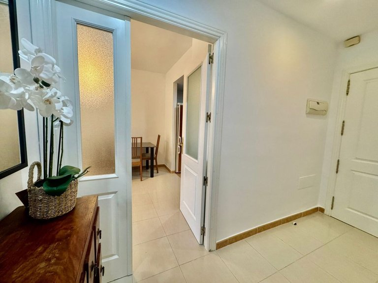 Apartment for Sale in Los Pacos, Malaga 6
