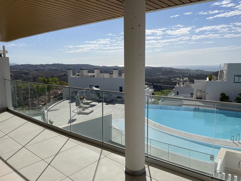 Apartment for Sale in Calanova Golf, Malaga 4