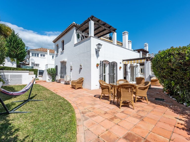 Apartment for Sale in Benamara, Malaga 1