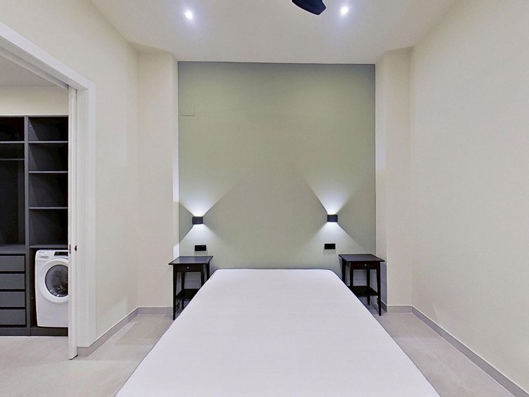 Apartment for Sale in La Trinidad, Malaga 25